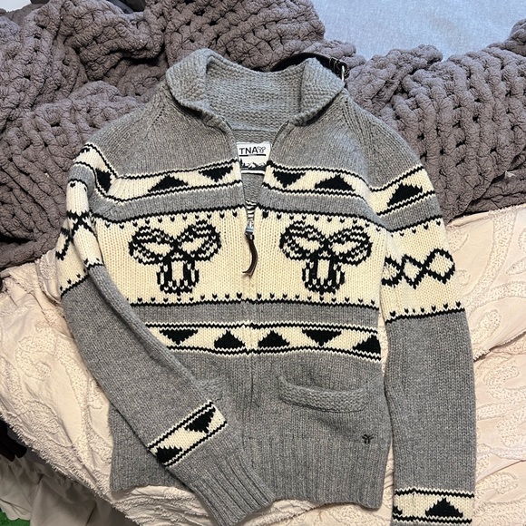 Aritzia Sweaters - Y2K TNA Grey and Cream Zip-up Wool Sweater